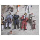 (G-1) Assorted Star Wars Figures...