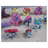 (EC1) Assorted Toy Figures...