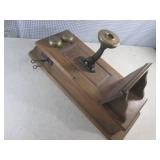 (D-4) Vintage Wood Cabinet Monarch ...