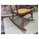 (BR2) Vintage Wood and Wicker Kids ...