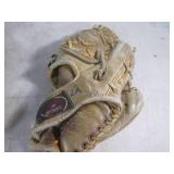 (BS) 4 Vintage Baseball Gloves - Ra...