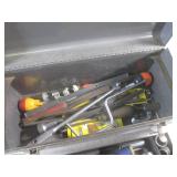 (G-1) Metal Craftsman 20" Tool Box ...