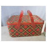 (CSB) Vintage Metal Picnic Basket a...