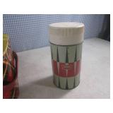 (CSB) Vintage Metal Picnic Basket a...