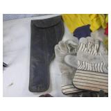 (A-2T) Assorted Pairs of Work Glove...