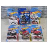 (EC1) Assorted Hot Wheels in Packag...