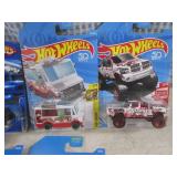 (EC1) Assorted Hot Wheels in Packag...