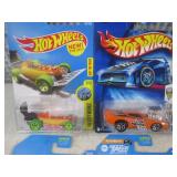 (EC1) Assorted Hot Wheels in Packag...
