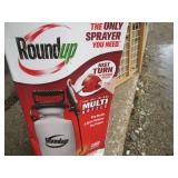 New in box Roundup 2-Gallon multi-n...