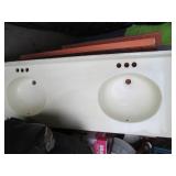 Vintage 60" double basin bathroom c...