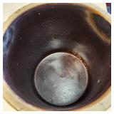 Vintage 2 Gal Redwing Salt Glazed Pot Bee