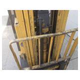 Caterpillar Cat T35D Propane Forklift - New Battery - No Leaks - Everything Functions As It Should - Indicates 3226 Hours