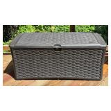 Suncast Outdoor Hinged Storage Box