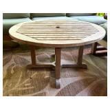 Kingsley-Bate Patio Sofa, Loveseat and Table