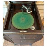 Antique Victorola Record Player