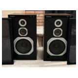 Pair of Technics SB-K40 Speakers