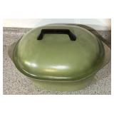 Vintage Avocado Green Dutch Oven by Club