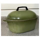Vintage Avocado Green Dutch Oven by Club