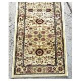 Lyndhurst Luxurious Long Rug / Runner by Savavieh