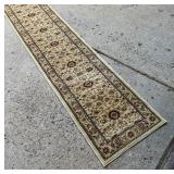 Lyndhurst Luxurious Long Rug / Runner by Savavieh