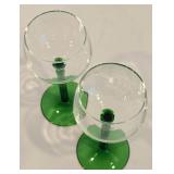 Stunning Vintage Emerald Green French Luminarc Stemware