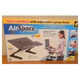 Versatile Office Accessory Grouping