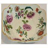 Delicate Vintage Serving Options