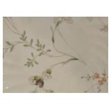 Delicate Vintage Serving Options