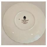 Delicate Vintage Serving Options