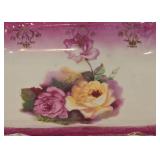 Delicate Vintage Serving Options