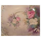 Delicate Vintage Serving Options