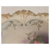 Delicate Vintage Serving Options