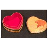 Aquatic-Inspired Serving Options & More