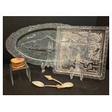 Aquatic-Inspired Serving Options & More