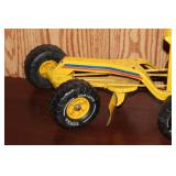 Tonka MR-970 Grader Toy