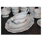 Johann Havilland Traditions Blue Garland China Set