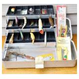 Vintage UMCO 173AS Tackle Box and Contents…Hot-Shot S-M2, Kautzky Lazy Ike,  Heddon Wood Cobra and More