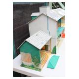 Vintage 1960’s Marx Marxie Mansion Tin Litho Dollhouse…