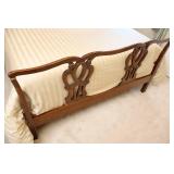 Vintage Unique Scroll-Style Headboard and Footboard Bed/Frame/Mattress/Box Spring…