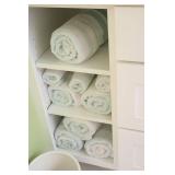 Bathroom DeCor & Accessories...Towel Set, Trash Bin w/Matching Kleenex Box, Pillar Candle...