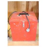 Vintage Montgomery Wards Powr-Kraft Circular 6 1/2-Inch Saw w/Metal Case