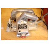 Vintage Montgomery Wards Powr-Kraft Circular 6 1/2-Inch Saw w/Metal Case