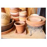 Lawn Garden & Patio DeCor…Flower Pots Etc