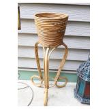 Lawn Garden & Patio DeCor