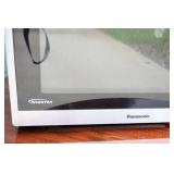 Panasonic Inverter Microwave Oven’The Genius’ Stainless Steel 1.2 Cu Ft. 1200w