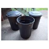 Heavy Duty Plastic Trash Bins