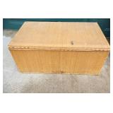 Round Covered Wicker Laundry Basket, Bamboo-Style Child’s Flip-Top Trunk