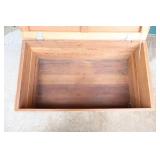 Round Covered Wicker Laundry Basket, Bamboo-Style Child’s Flip-Top Trunk