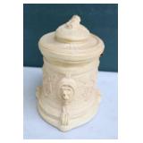 Vintage Trinket Boxes…"Queen