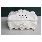 Vintage Trinket Boxes…"Queen